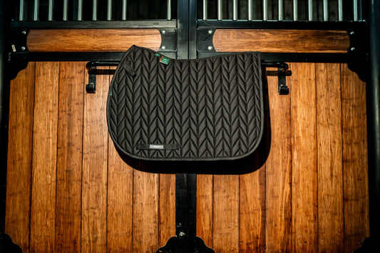 Amigo Close Contact Saddle Pad